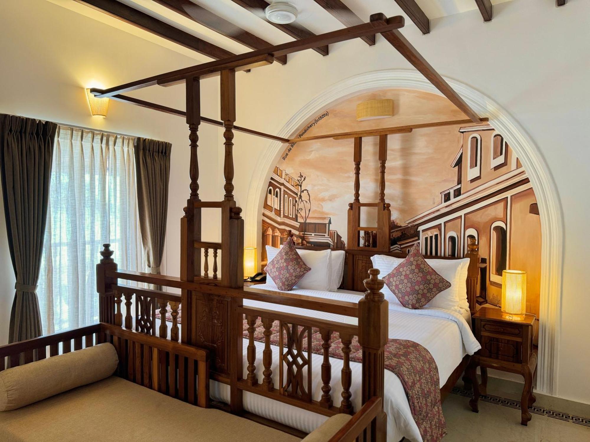 La Plage Seaview Suites Pondicherry Esterno foto